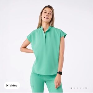 Figs Surgical Green Rafaela Scrub Top Medium